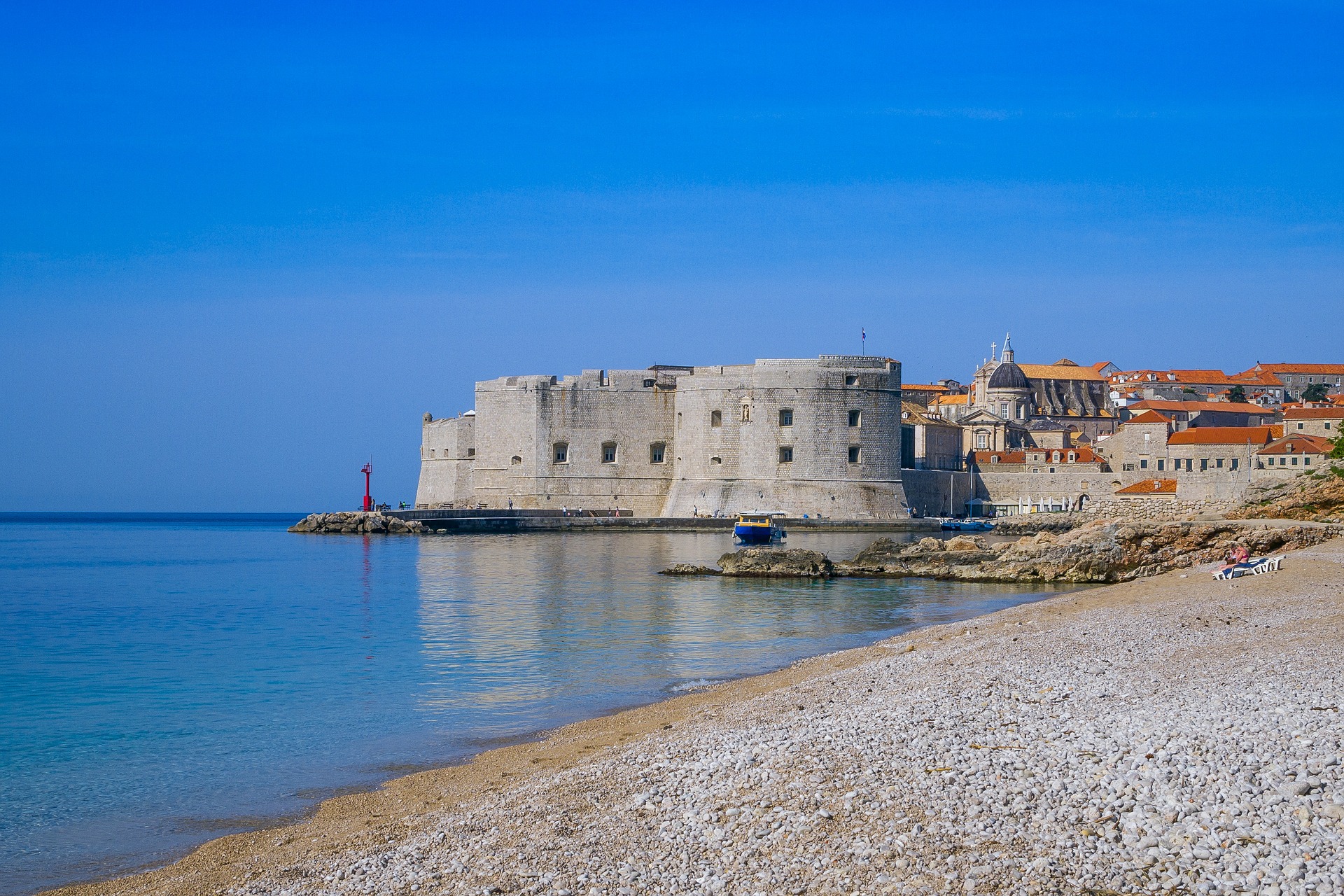 Voyage sur-mesure, Plage de Banje