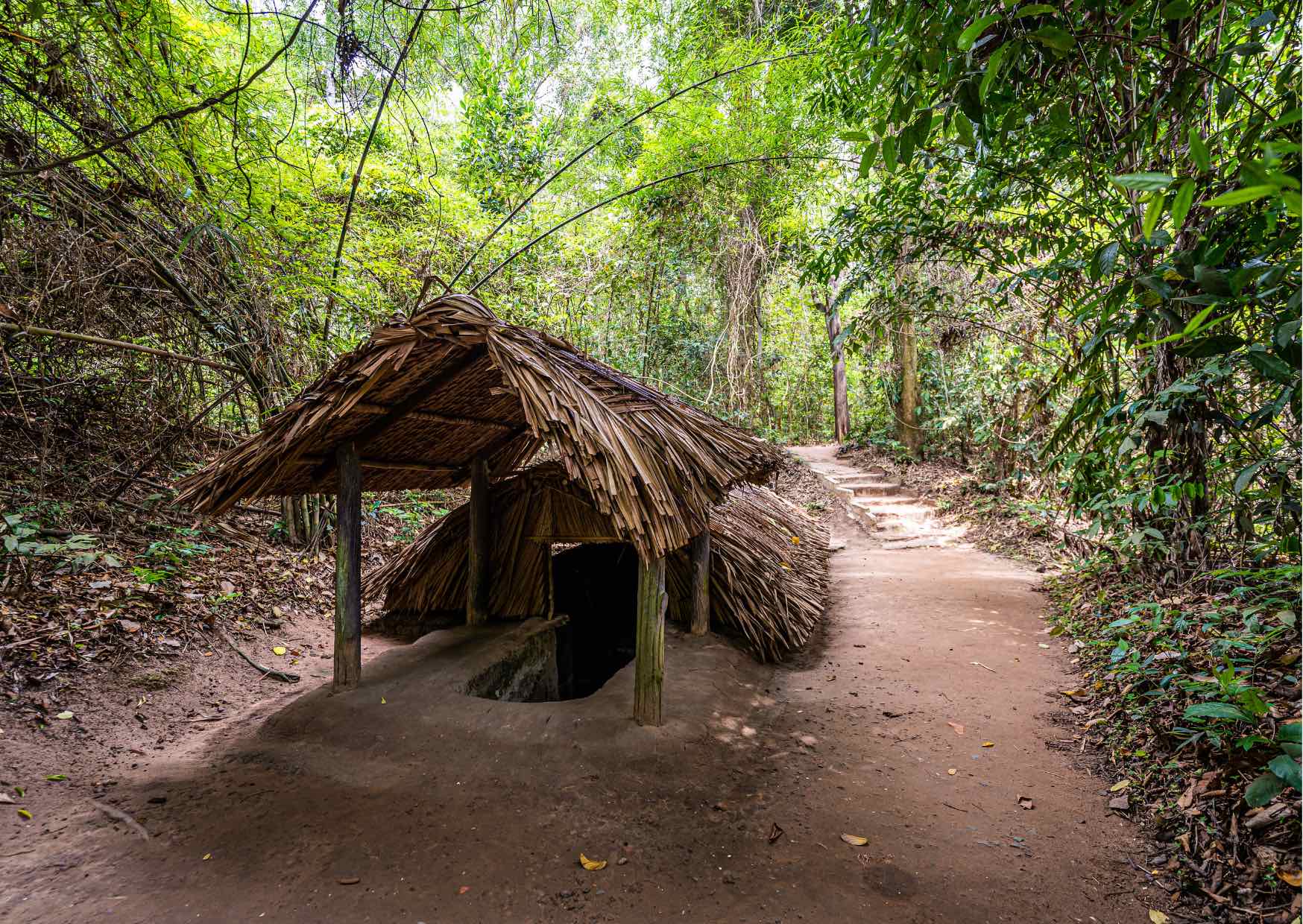 Voyage sur-mesure, Visiter les tunnels souterrains de Cu Chi au Vietnam