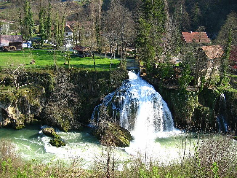Voyage sur-mesure, Village Slunj