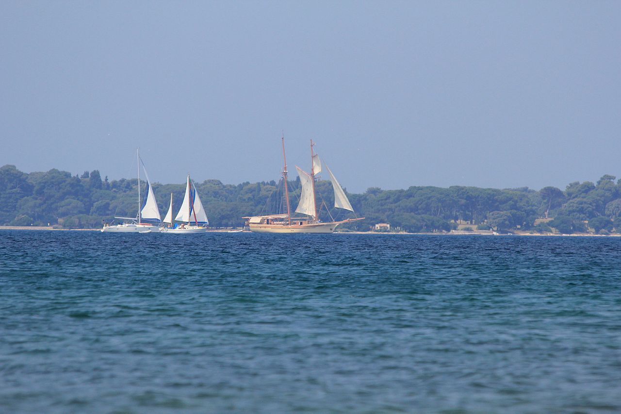 Voyage sur-mesure, Description des îles