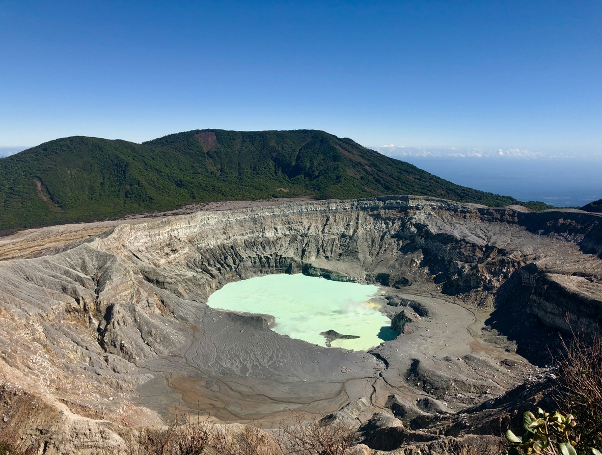 Voyage sur-mesure, Le Poás et son immense cratère