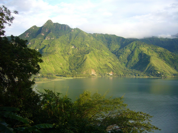 Voyage sur-mesure, Du Lac Atitlan à la Côte Caraïbes