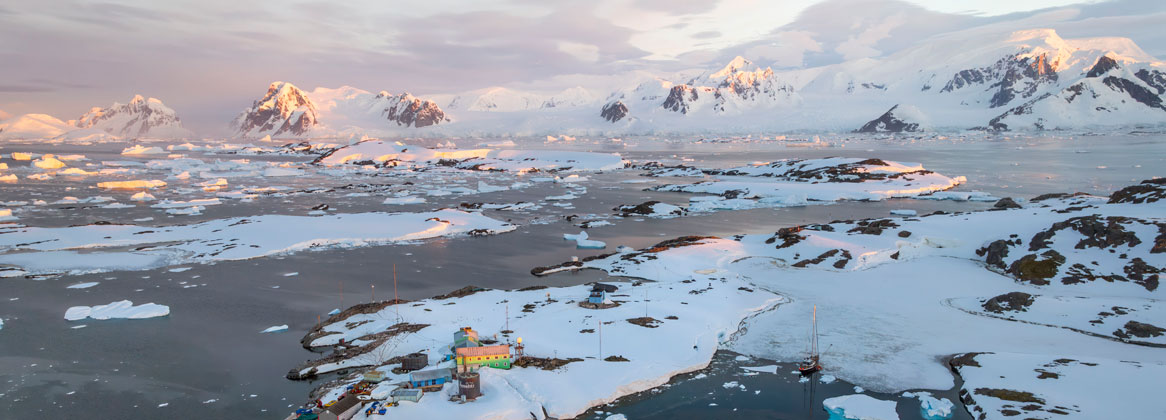 Vol et croisière en Antarctique. Les aéro-croisières vers l'Antarctique