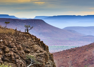 Damaraland Etendeka 400.jpg