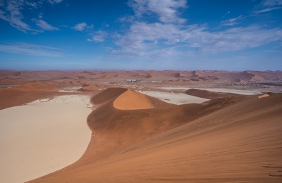 namib - Eelco Böhtlingk on Unsplash 400.jpg