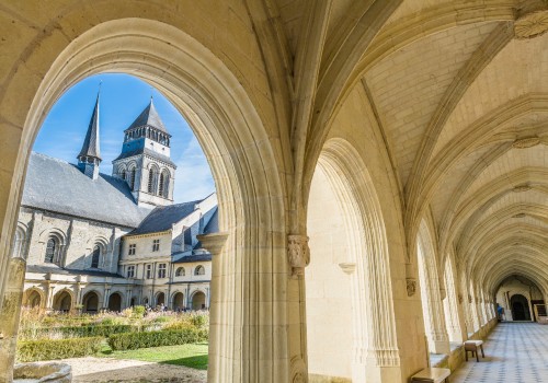 Abbaye_de_Fontevraud-AnjouTourisme-(c)Sebastien_GAUDARD